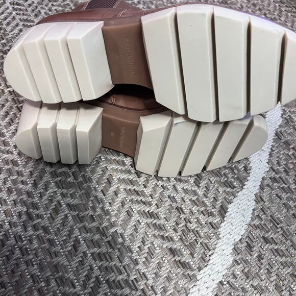 Bernardo Sutton Chelsea Boot Womens Sz 9 - Picture 10 of 11